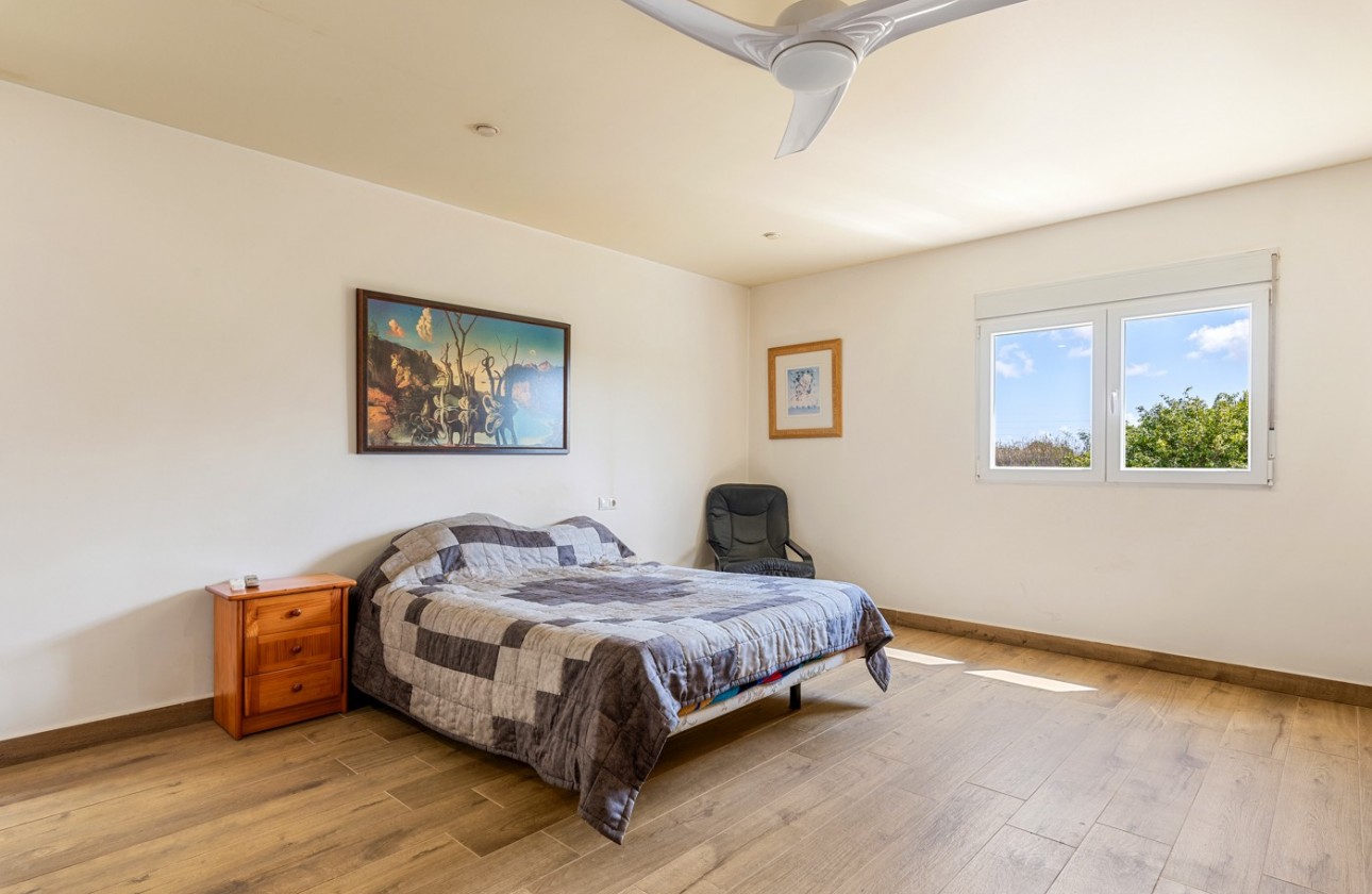 Resale - Villa - Los Montesinos - LOS MONTESINOS