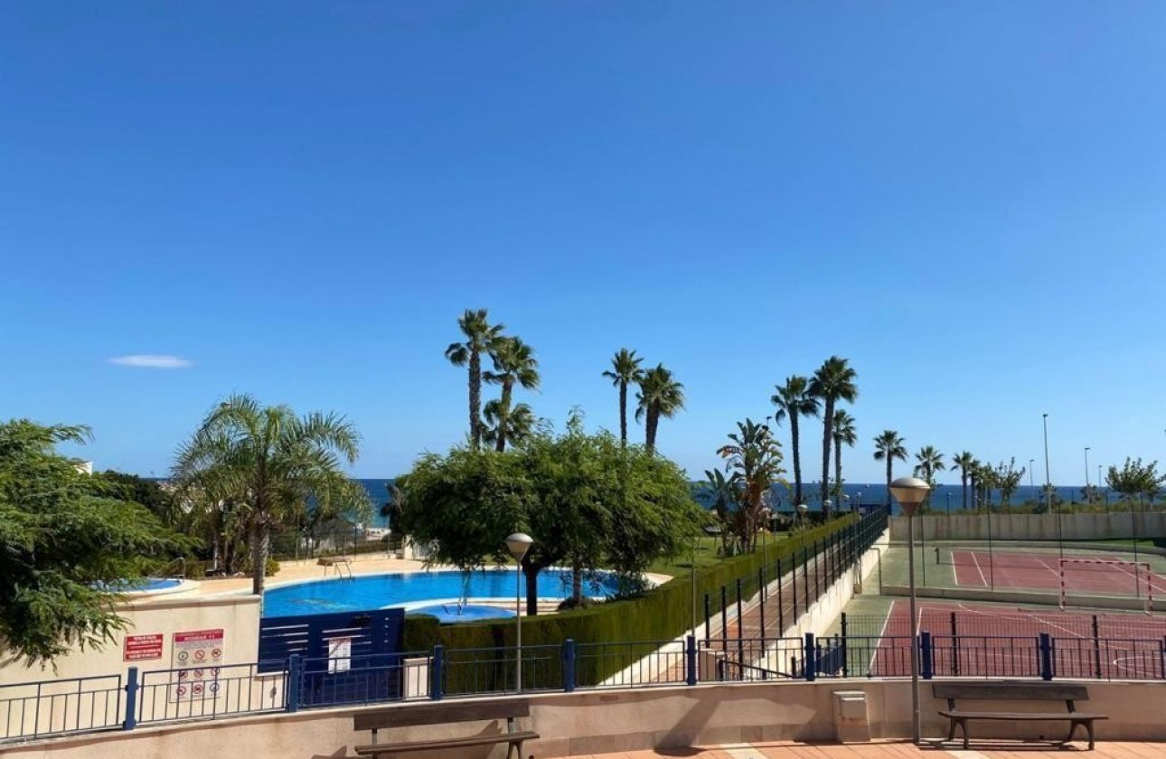 Revente - Appartement - Mil Palmeras