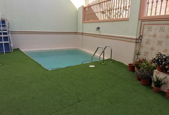 Revente - Villa - Orihuela