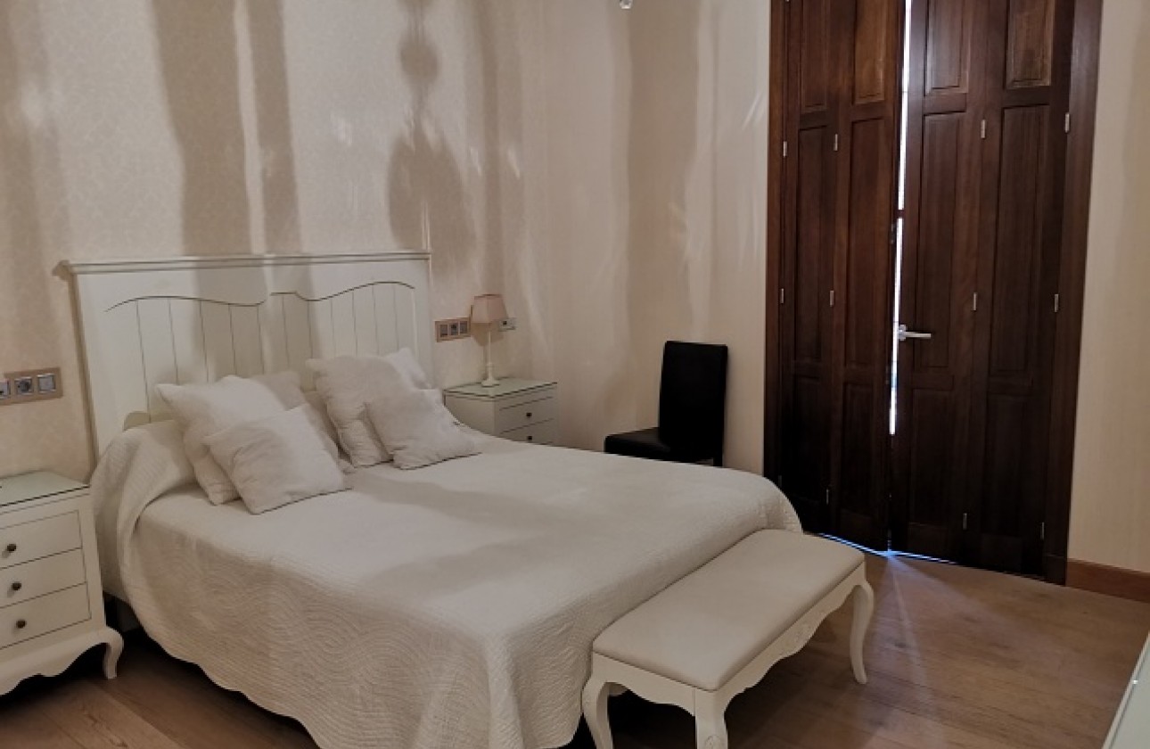 Revente - Villa - Orihuela