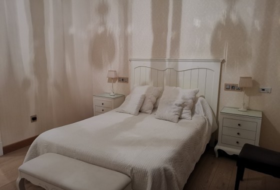 Revente - Villa - Orihuela