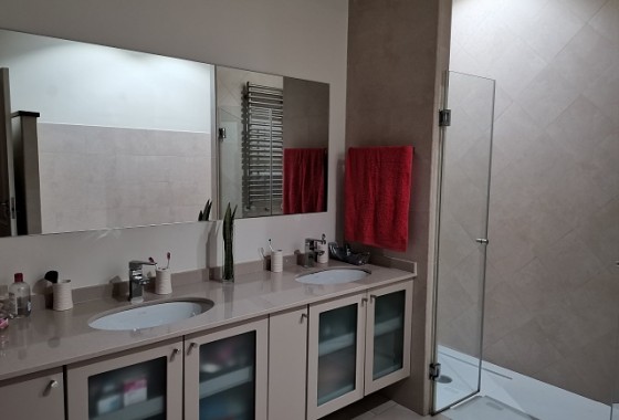 Revente - Villa - Orihuela