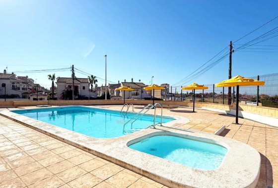 Resale - Bungalow - Torrevieja - Torrelamata - La Mata