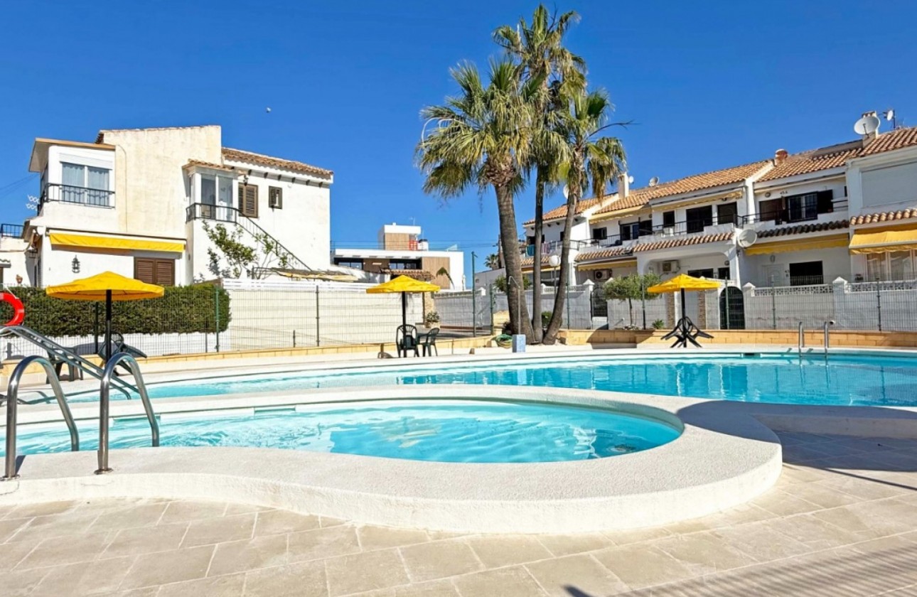 Resale - Bungalow - Torrevieja - Torrelamata - La Mata