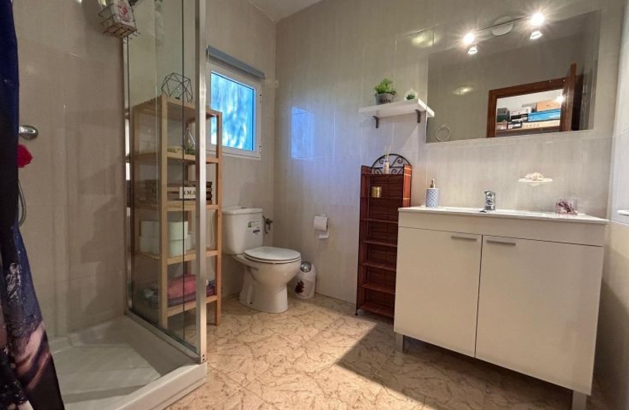 Revente - Country house - Orihuela