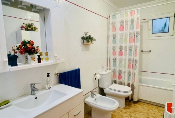 Reventa - Apartamento / piso - Torrevieja - torrevieja