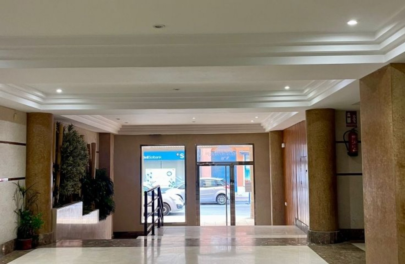 Reventa - Apartamento / piso - Torrevieja - torrevieja