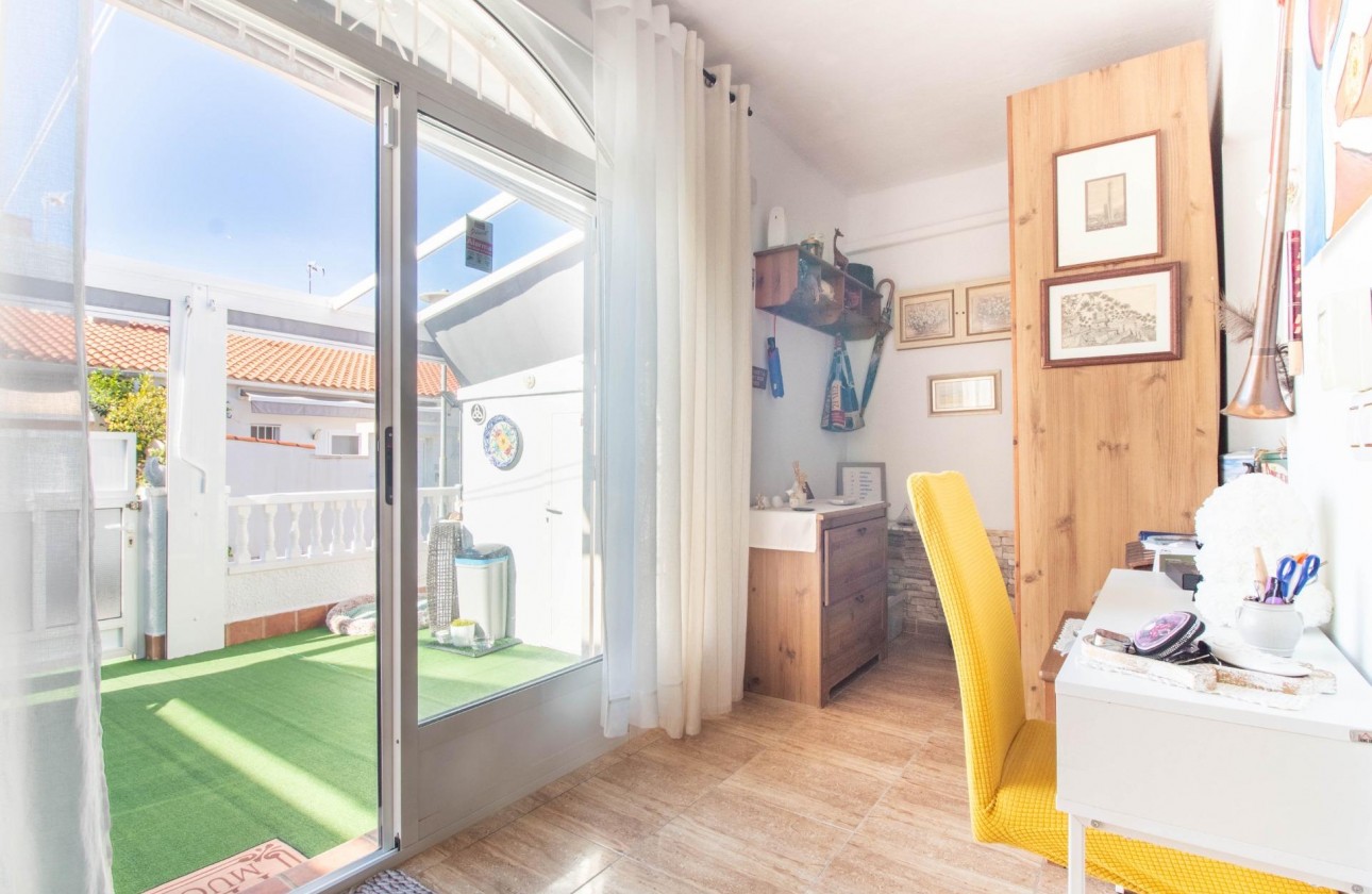 Resale - Bungalow - Torrevieja - El chaparral