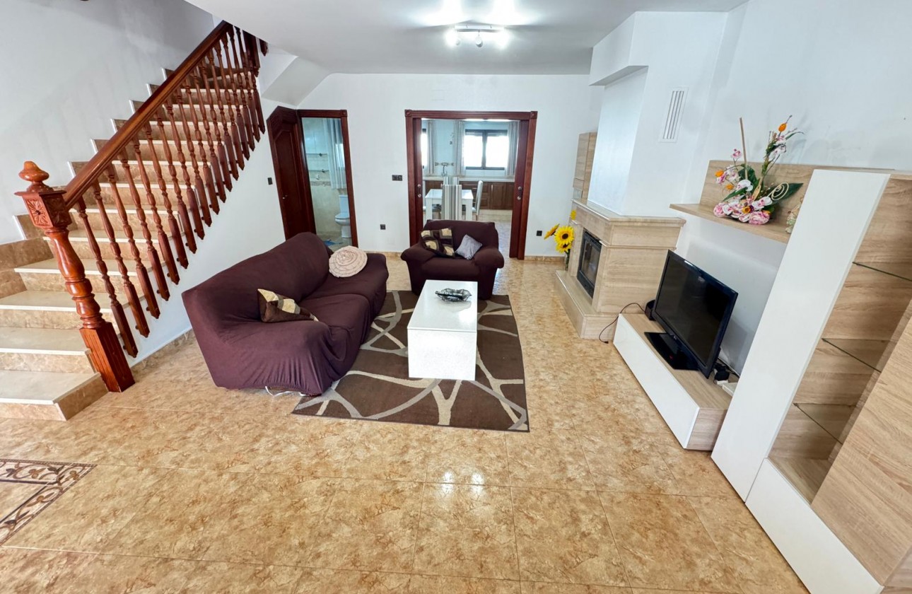 Resale - Villa - San Miguel de Salinas