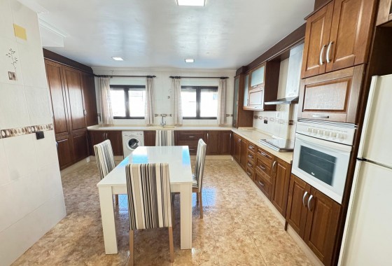 Resale - Villa - San Miguel de Salinas