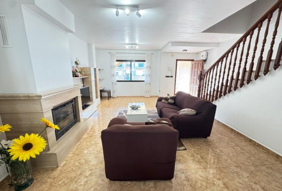 Resale - Villa - San Miguel de Salinas