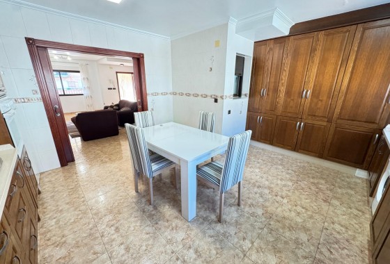 Resale - Villa - San Miguel de Salinas