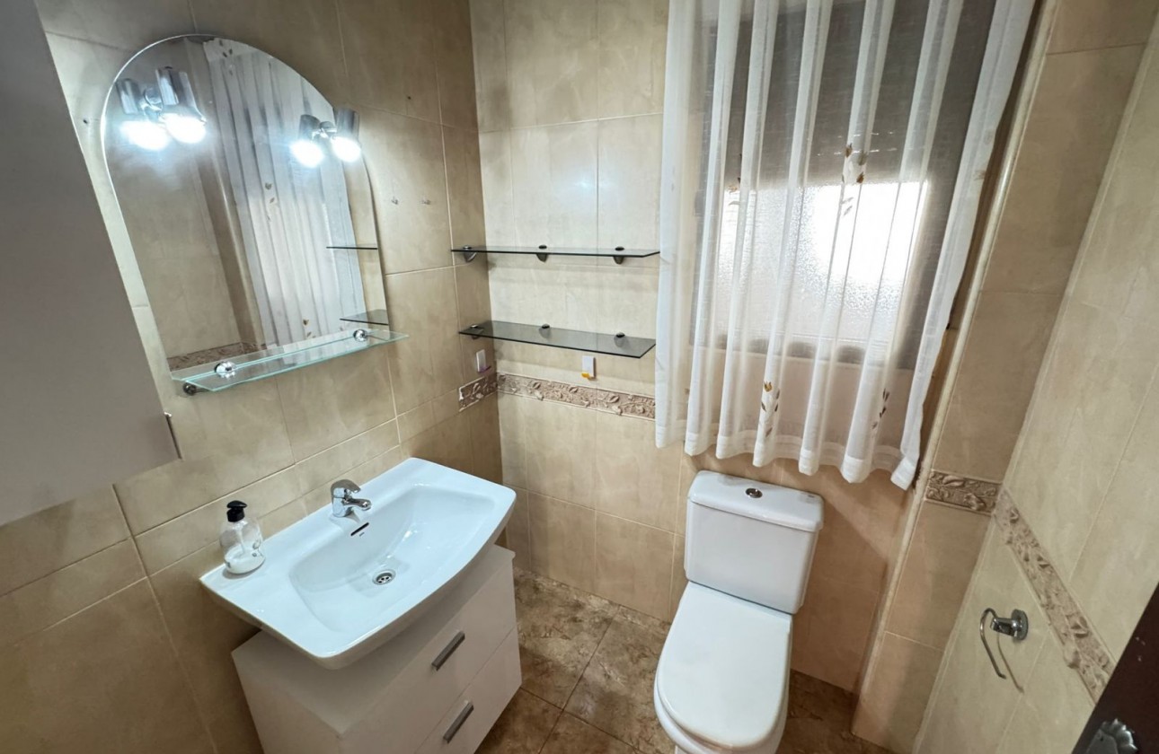 Resale - Villa - San Miguel de Salinas