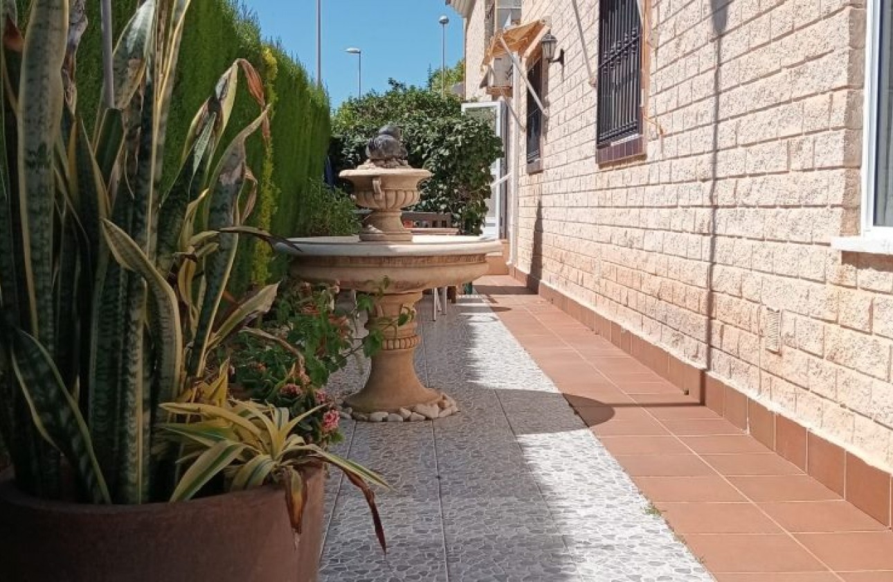 Revente - Villa - Pilar de la Horadada