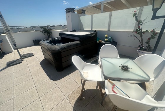 Reventa - Apartamento / piso - Orihuela - Entre Naranjos Vistabella