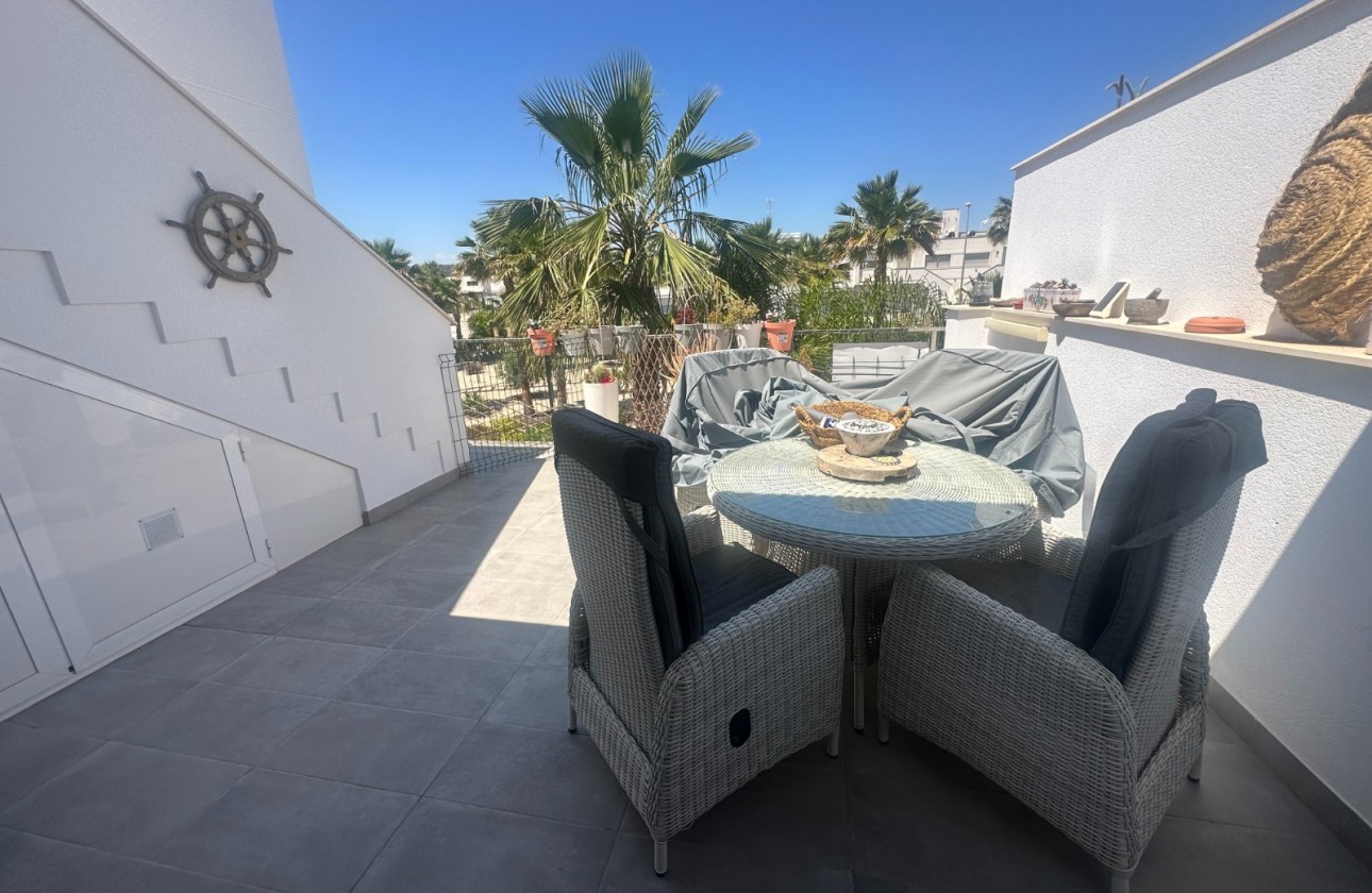 Reventa - Apartamento / piso - Orihuela - Entre Naranjos Vistabella