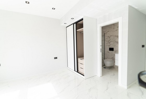 Nouvelle construction - Villa - Orihuela Costa - Punta Prima