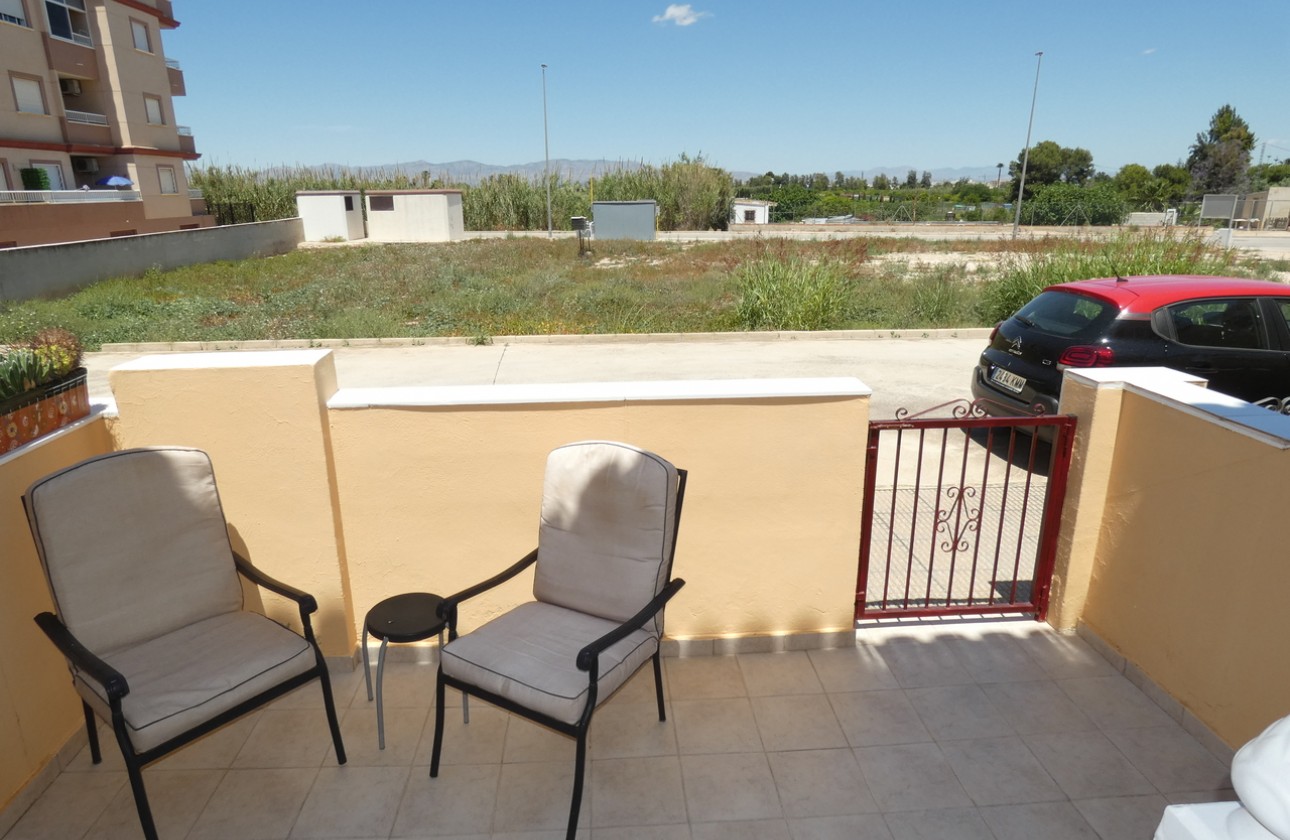 Resale - Villa - Algorfa
