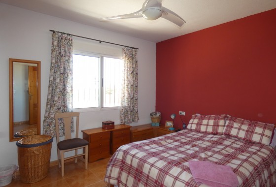 Resale - Villa - Algorfa