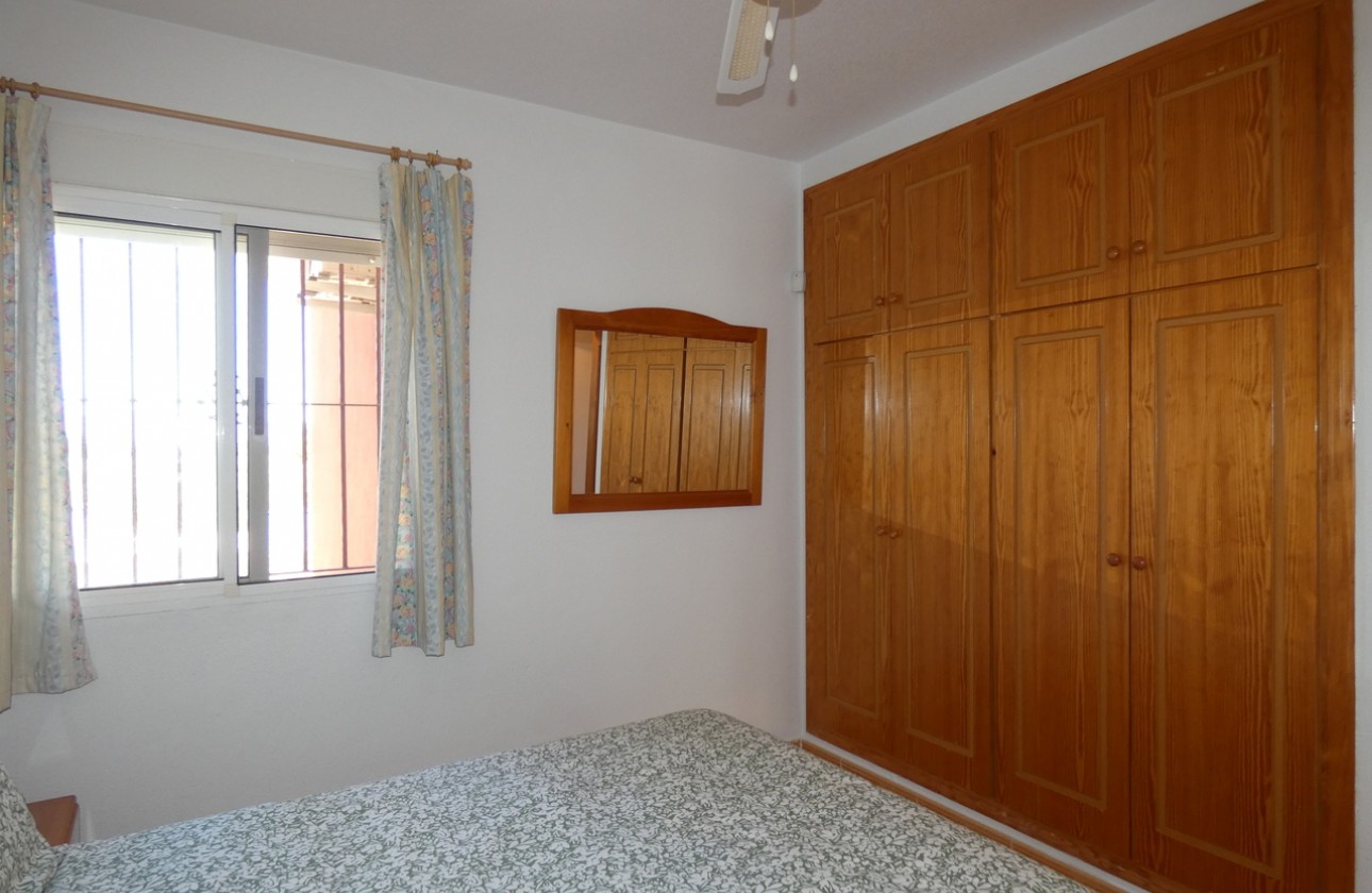 Resale - Villa - Algorfa