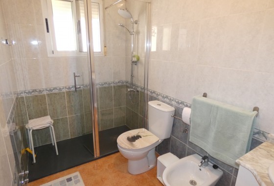 Resale - Villa - Algorfa