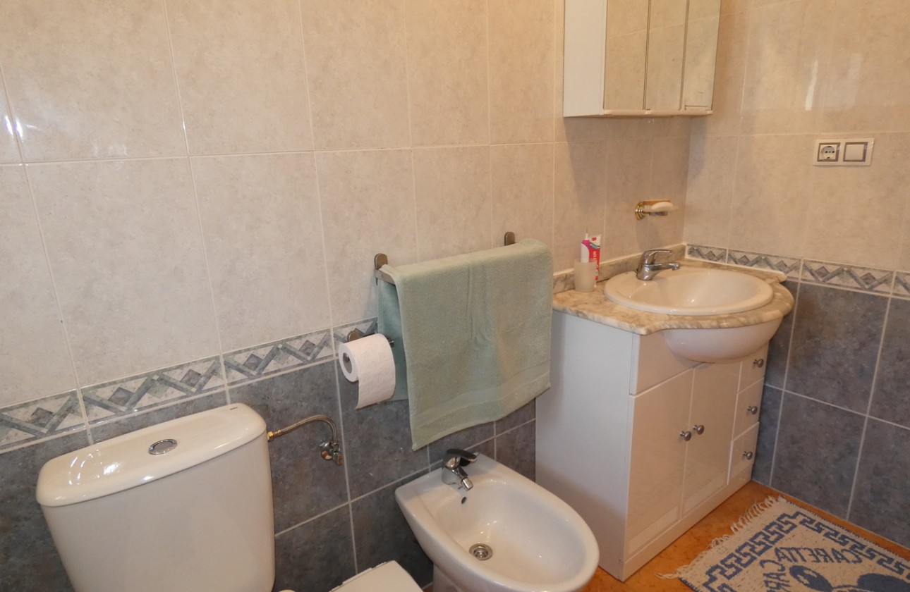 Resale - Villa - Algorfa