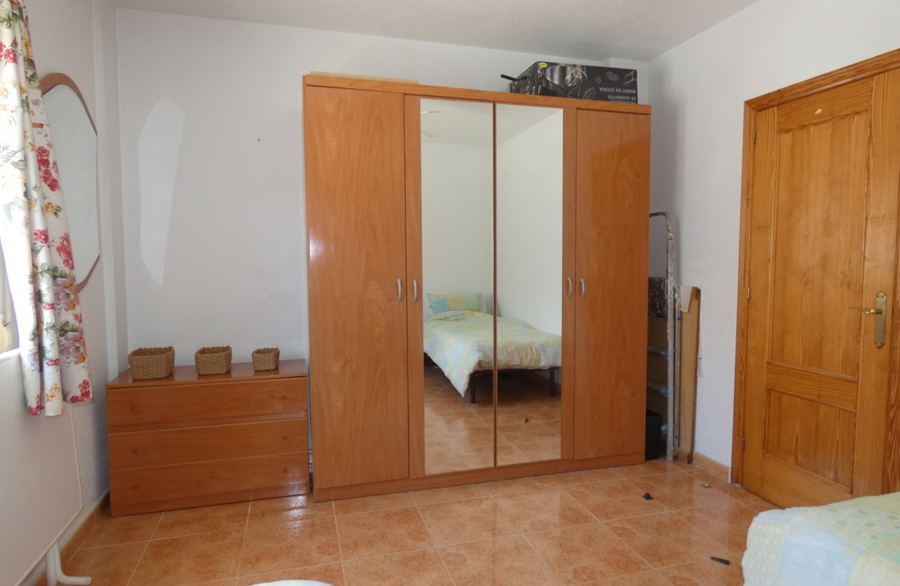 Resale - Villa - Algorfa
