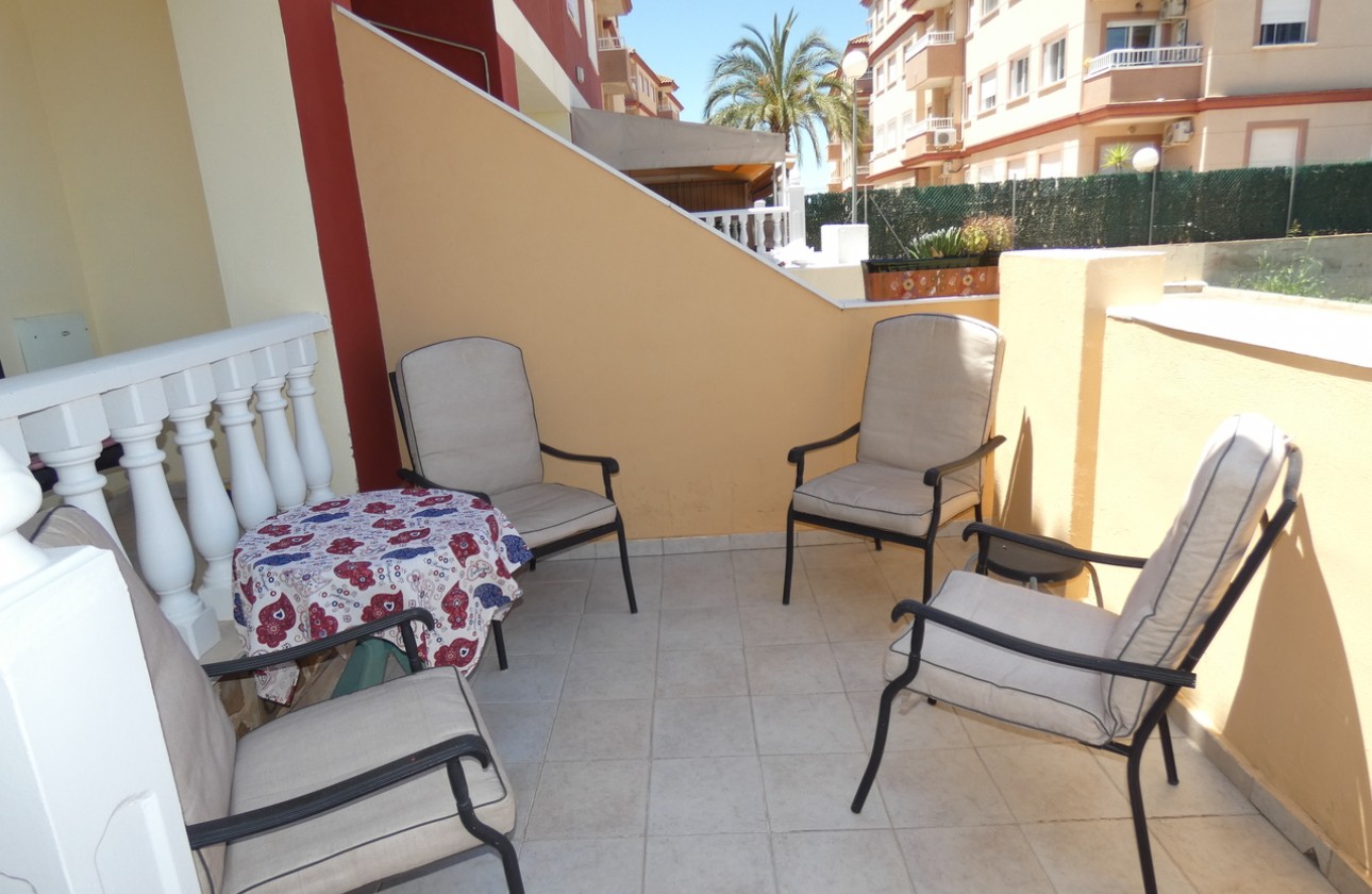 Resale - Villa - Algorfa