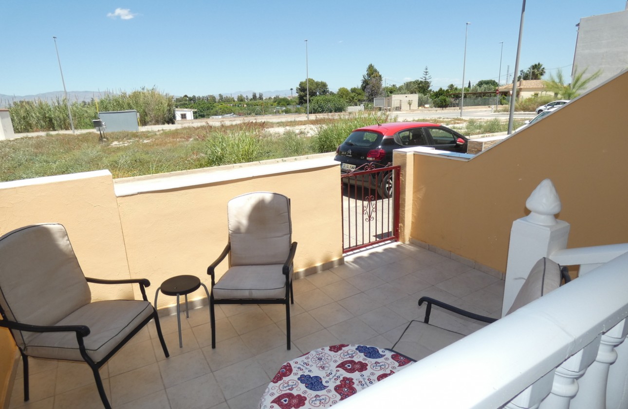 Resale - Villa - Algorfa