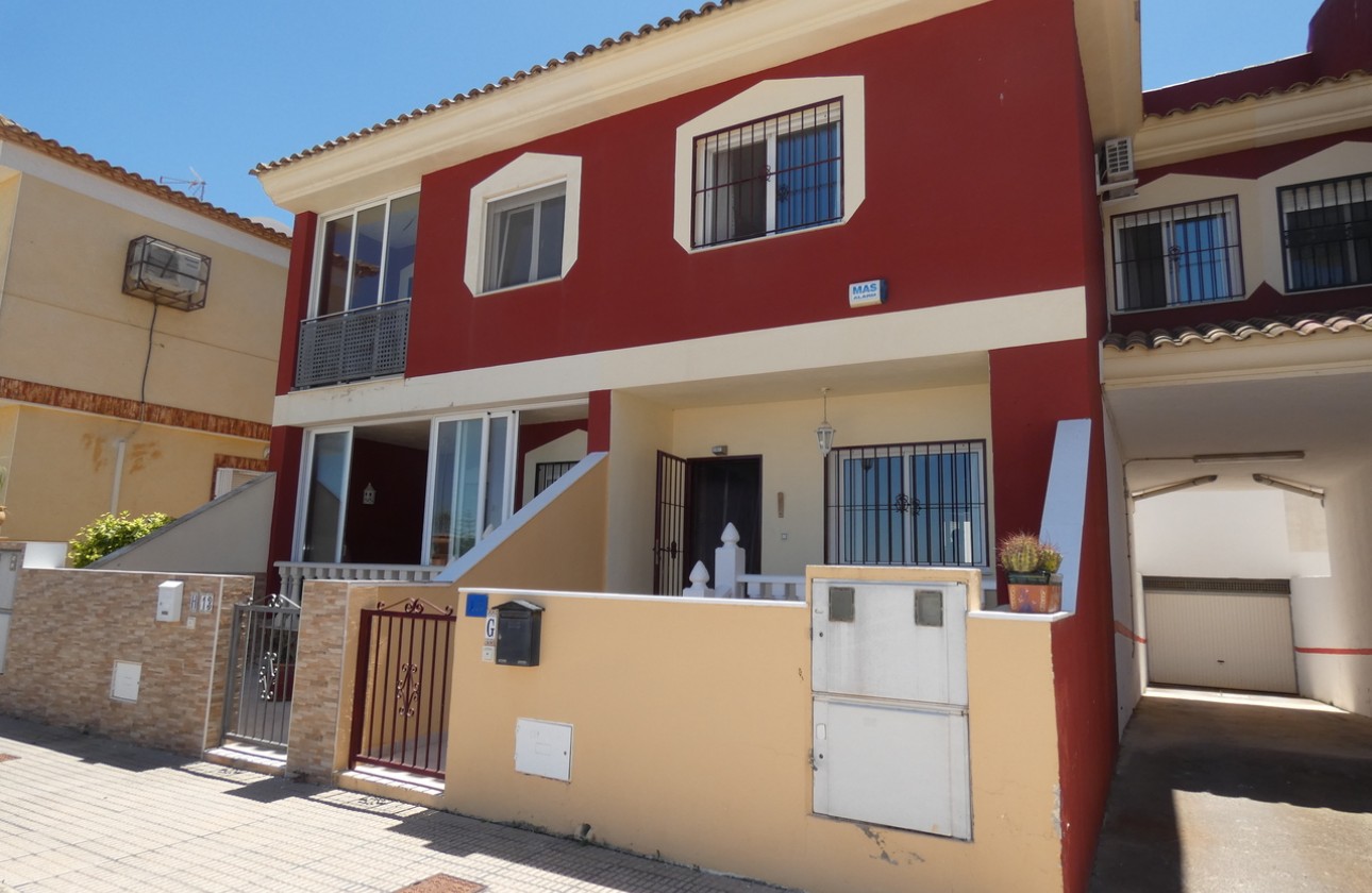 Resale - Villa - Algorfa