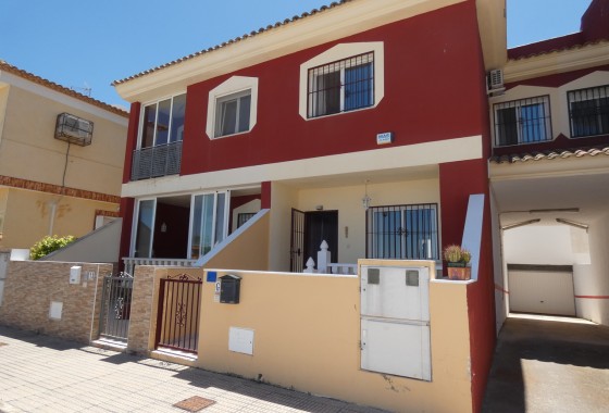 Resale - Villa - Algorfa