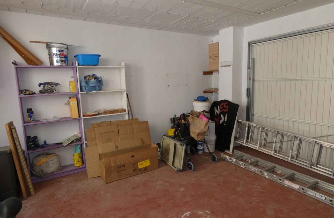 Resale - Villa - Algorfa