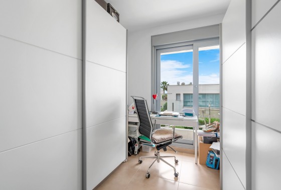 Resale - Villa - Orihuela Costa - Vistabella Golf