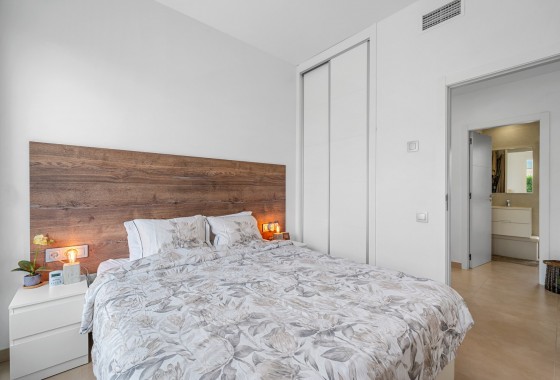 Resale - Villa - Orihuela Costa - Vistabella Golf