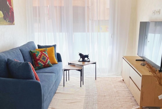 Resale - Apartment / flat - Torrevieja - Playa del Cura