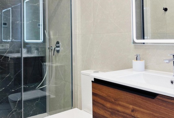 Resale - Apartment / flat - Torrevieja - Playa del Cura