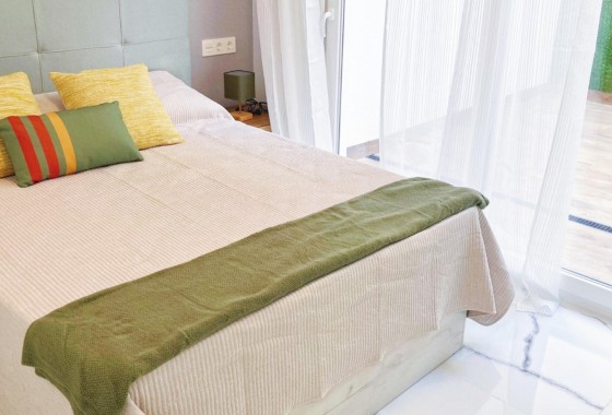 Resale - Apartment / flat - Torrevieja - Playa del Cura