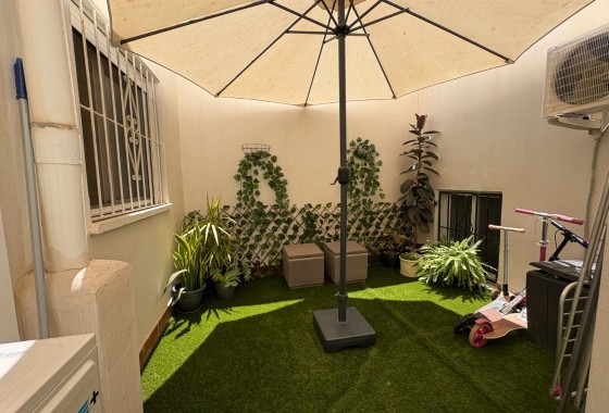 Resale - Apartment / flat - Torrevieja - Centro