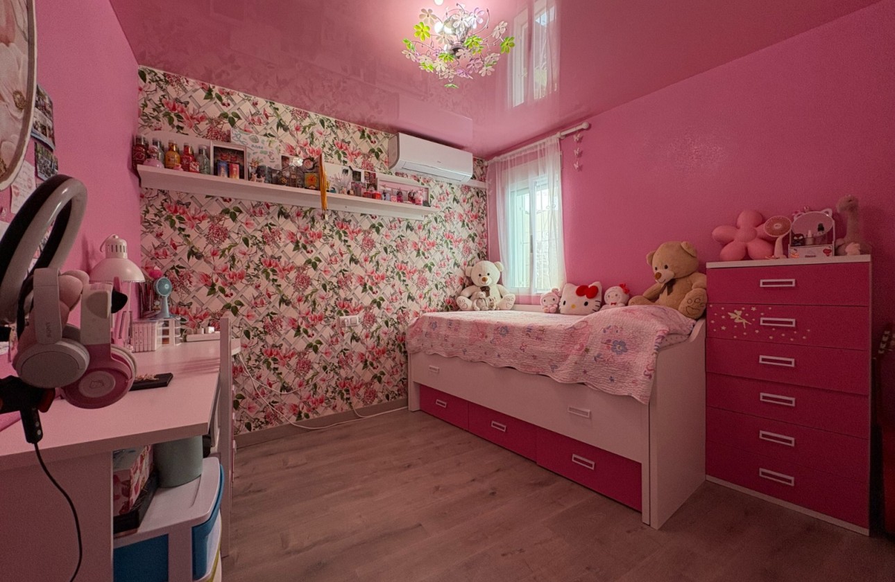 Resale - Apartment / flat - Torrevieja - Centro