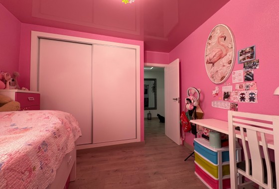 Resale - Apartment / flat - Torrevieja - Centro