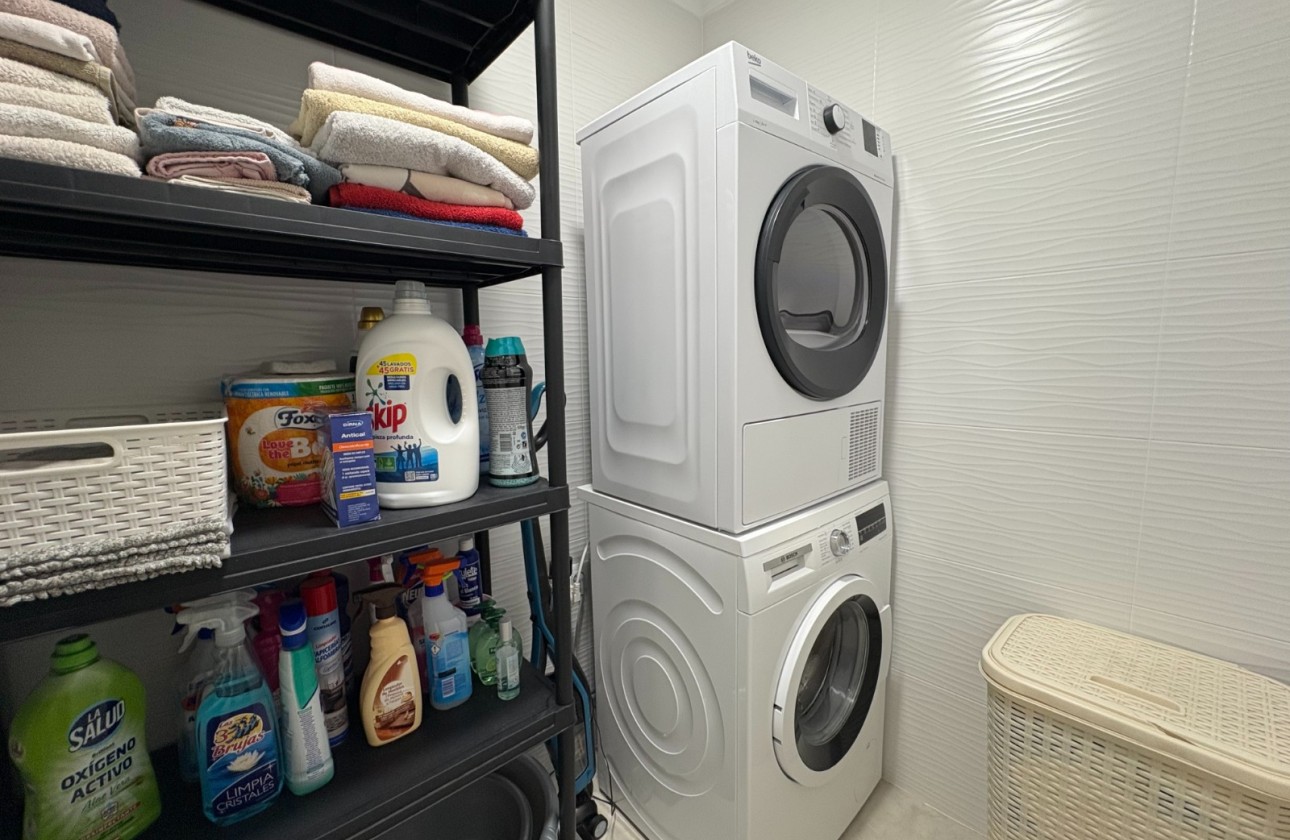 Resale - Apartment / flat - Torrevieja - Centro