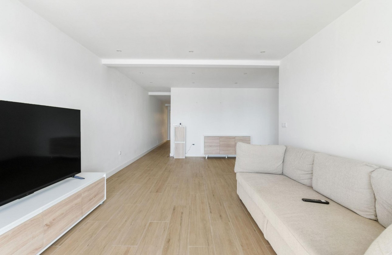 Resale - Apartment / flat - Torrevieja - Playa del cura