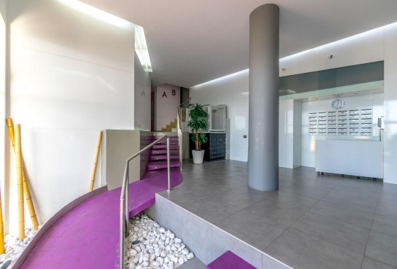 Resale - Apartment / flat - Torrevieja - Playa del cura