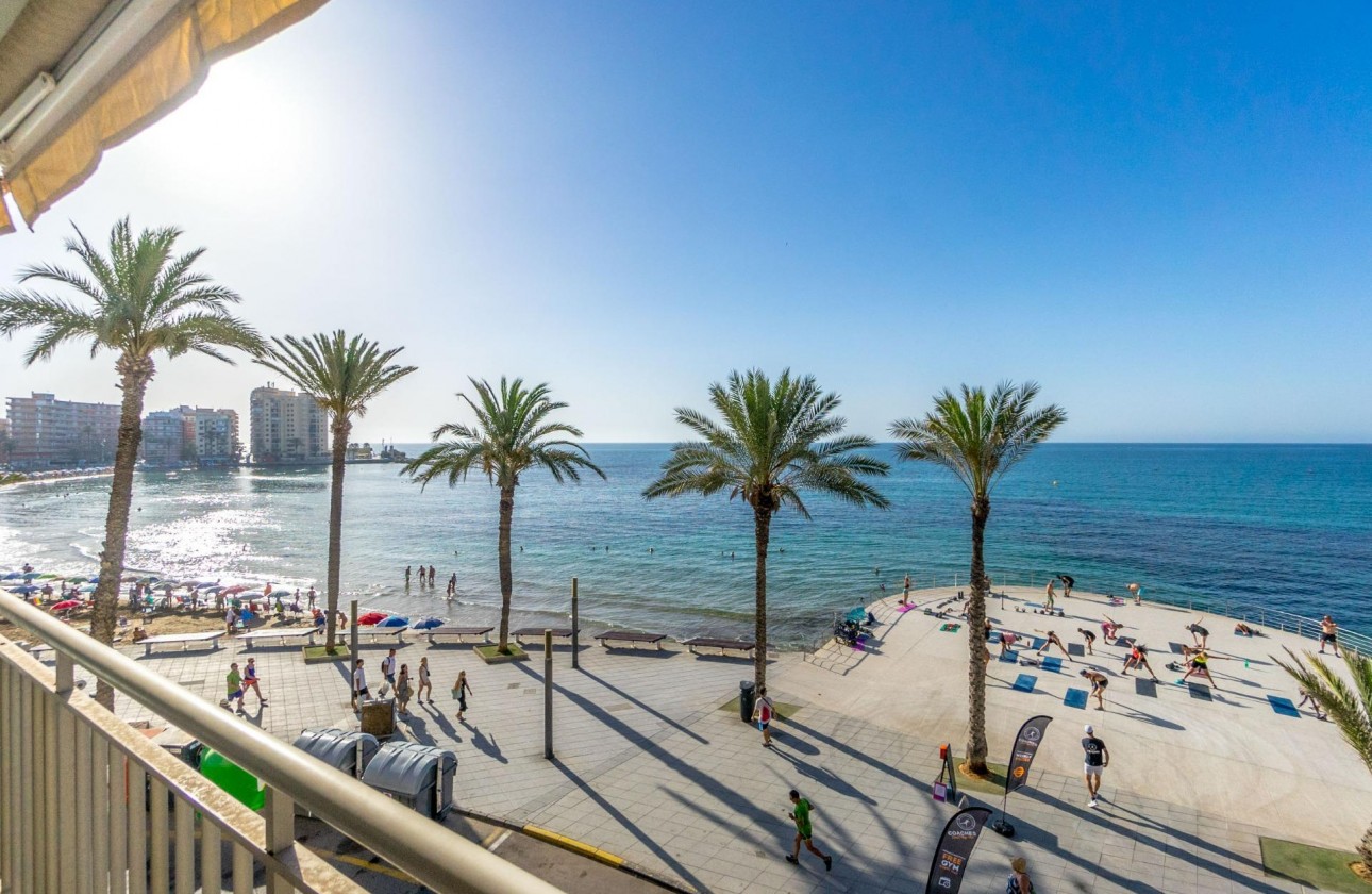 Resale - Apartment / flat - Torrevieja - Playa del cura