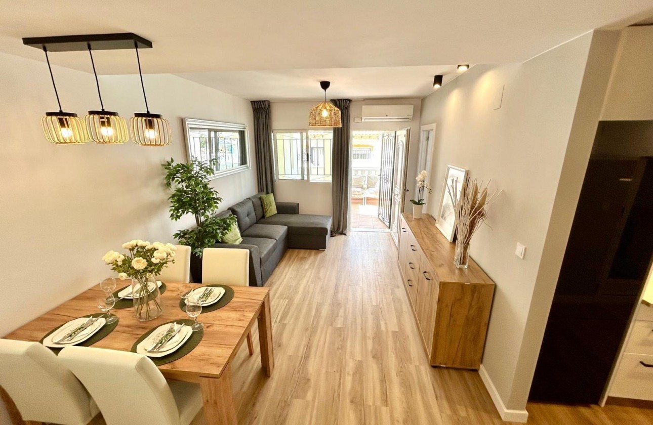 Revente - Villa - Orihuela - Urbanización Perla del Mar