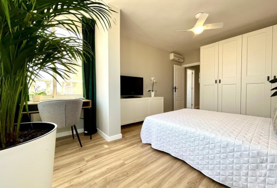 Revente - Villa - Orihuela - Urbanización Perla del Mar