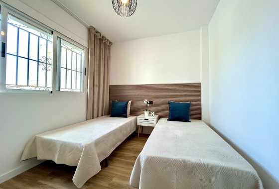 Revente - Villa - Orihuela - Urbanización Perla del Mar