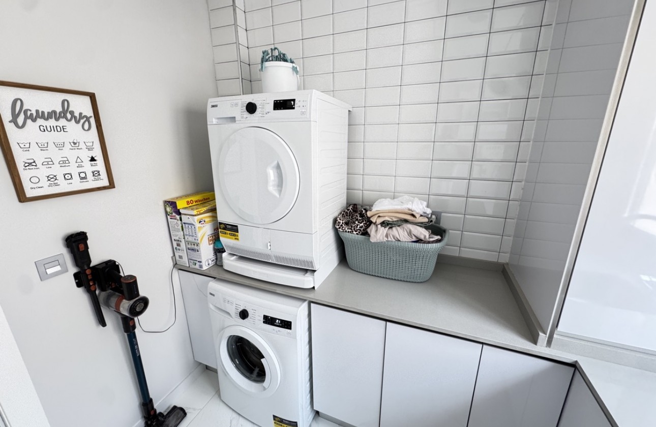 Resale - Villa - Villamartin