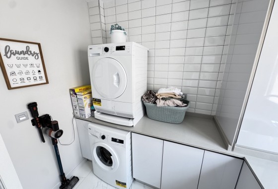 Resale - Villa - Villamartin