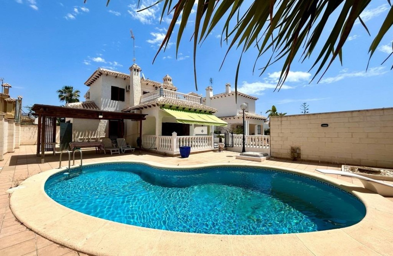 Revente - Villa - Orihuela Costa - La Zenia
